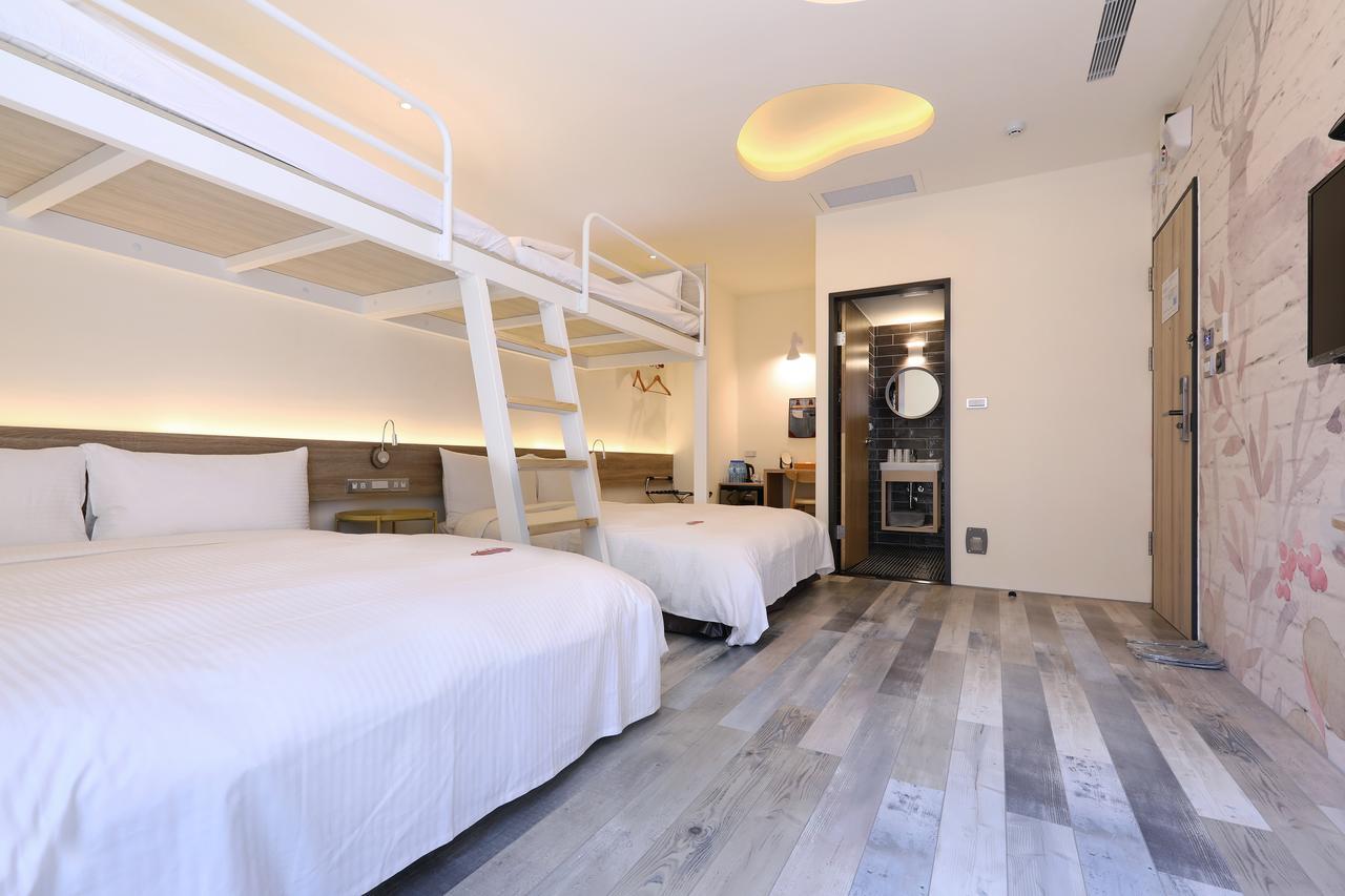 Mini Hotels Taichung Buitenkant foto